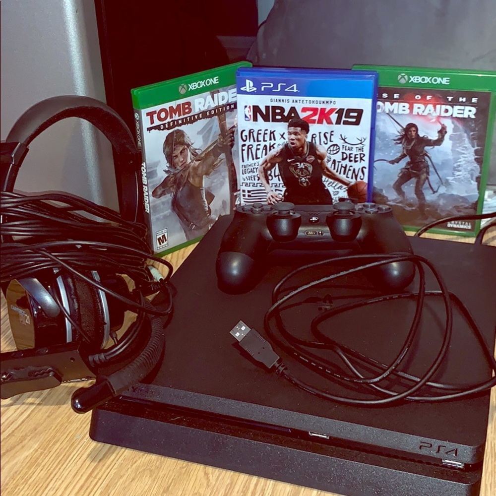 PlayStation 4, Games, Accessories